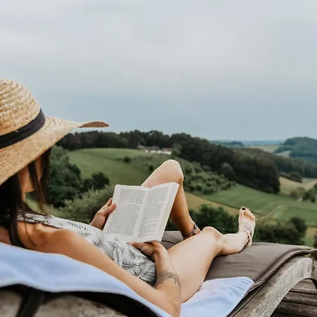 Weingarten-resort Loipersdorf - Adults Only *